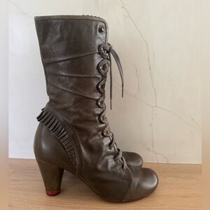 Chie Mihara Boots Khaki Green Leather Lace Up Fringe Size 40/US 10